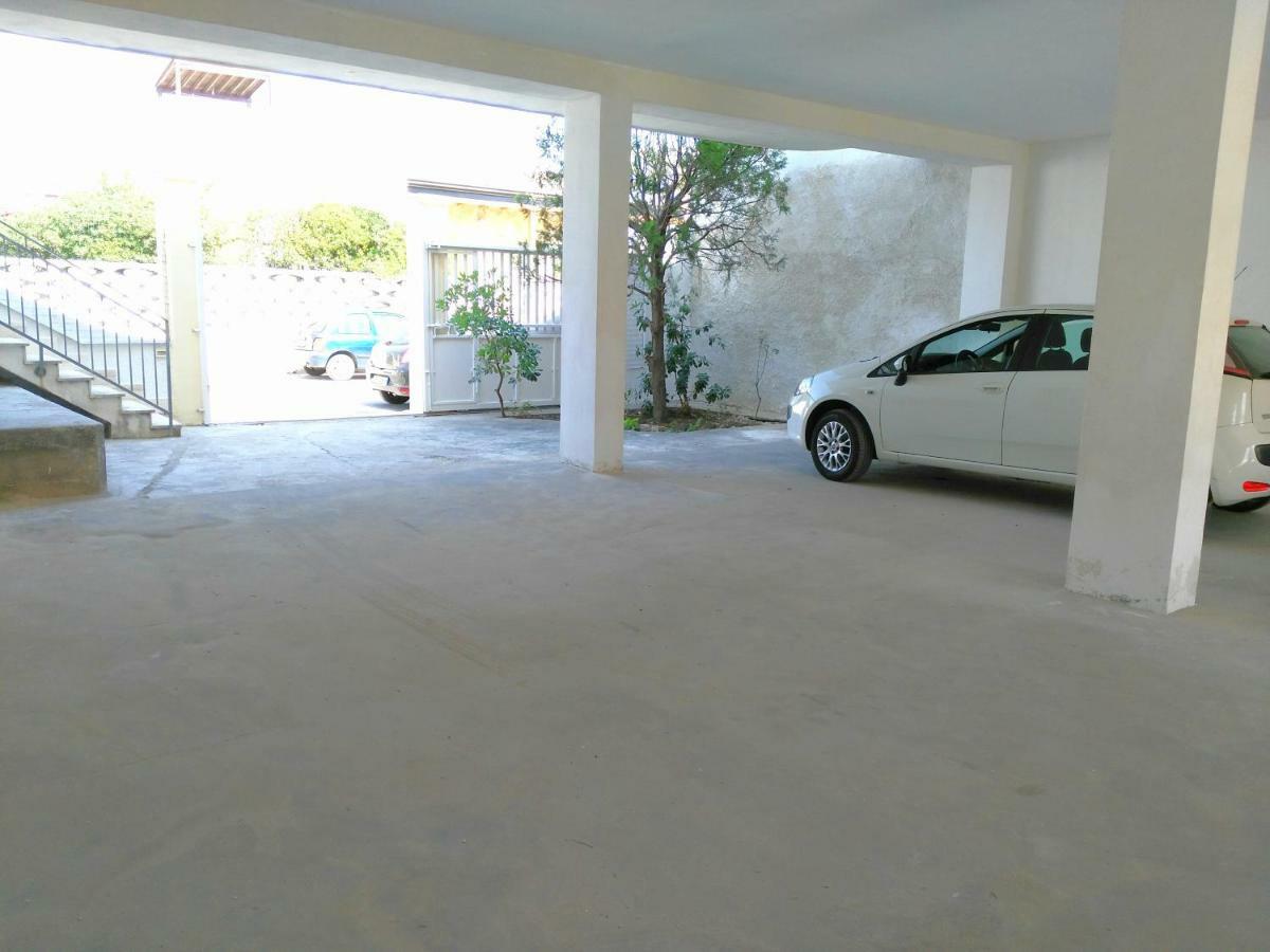 טורה לפילו Fronte Mare In Centro Covered Parking מראה חיצוני תמונה