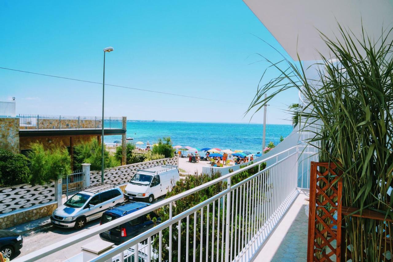טורה לפילו Fronte Mare In Centro Covered Parking מראה חיצוני תמונה